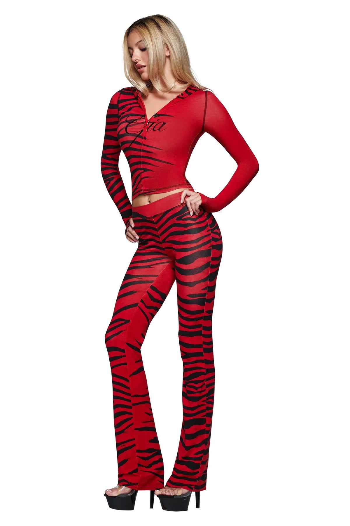 “Red and Black Wild Side Gia Set”