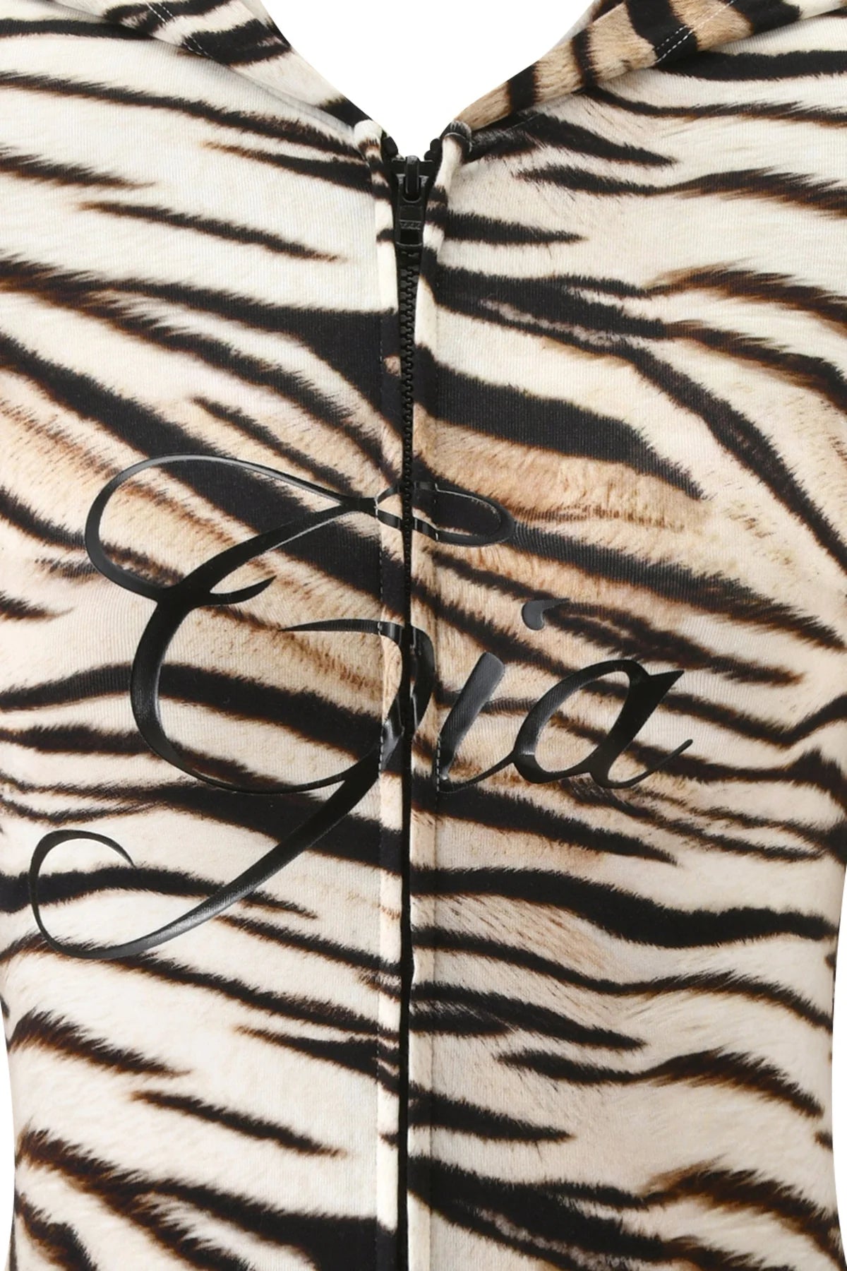 “Light Tigress Gia Set”