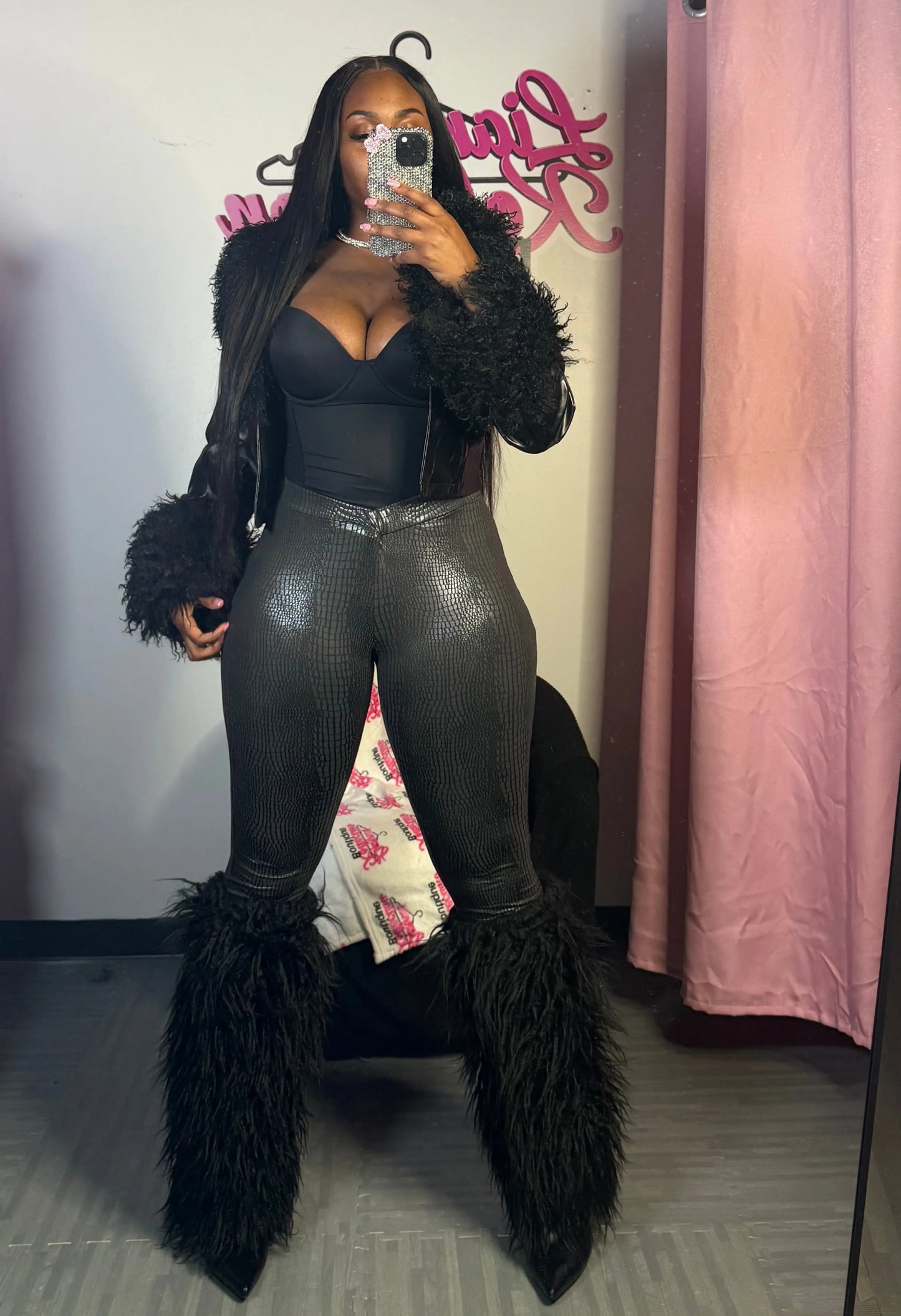 Dime Fur top Lianne's Kollection